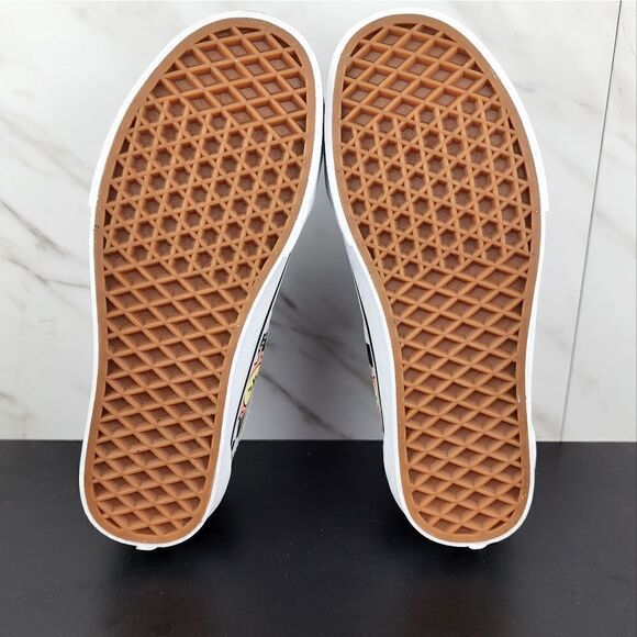 *SALE New Van's X Old Skool Parks Project Sneakers - Picture 7 of 9